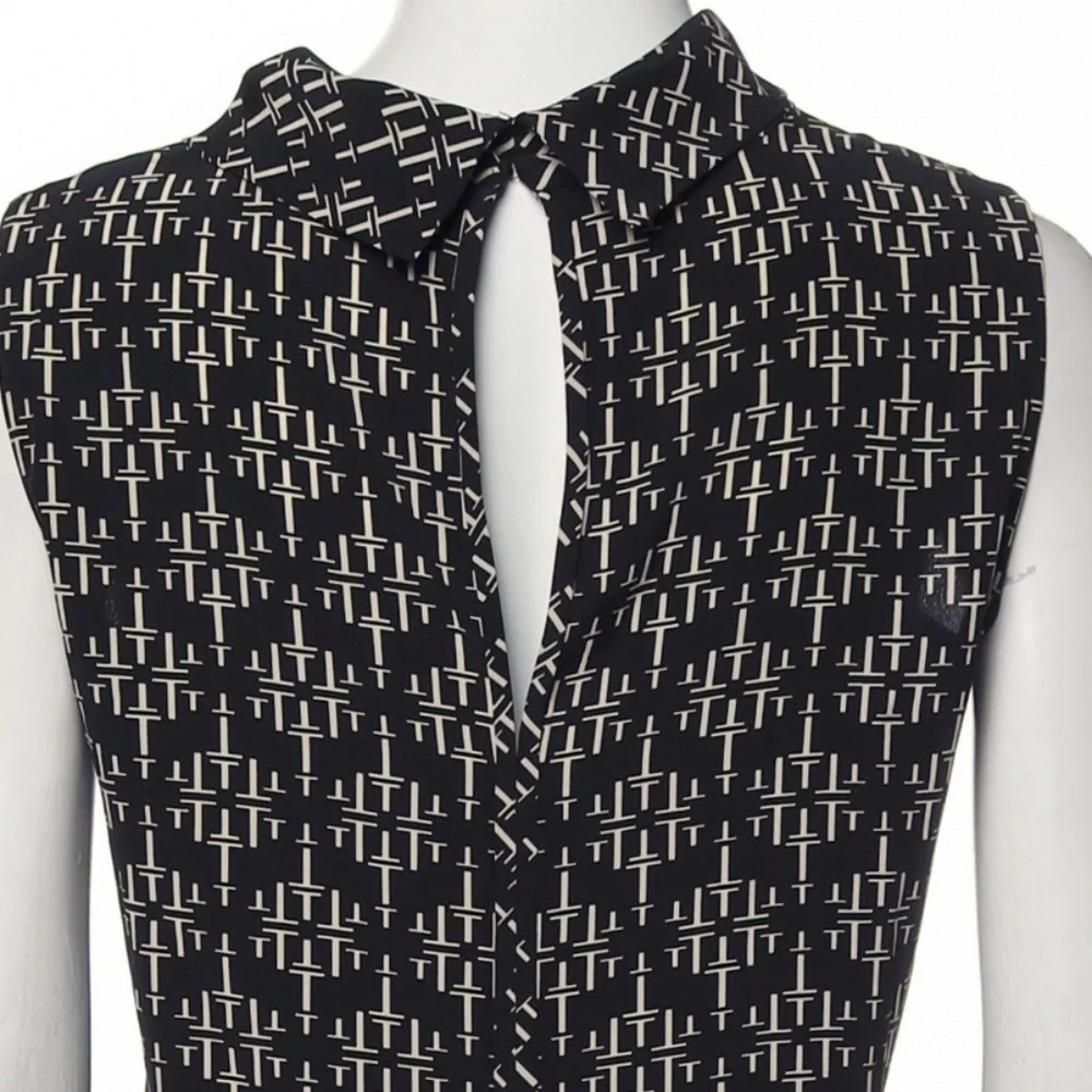 Tory Burch great top